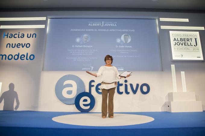Olga Viza en los Premios Albert Jovell